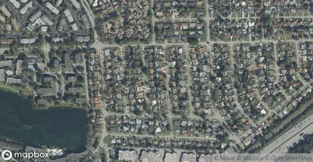 Aerial view of 20851 San Simeon Way 202, Miami