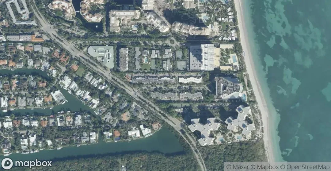 Aerial view of 425 Grapetree Dr 211, Key Biscayne