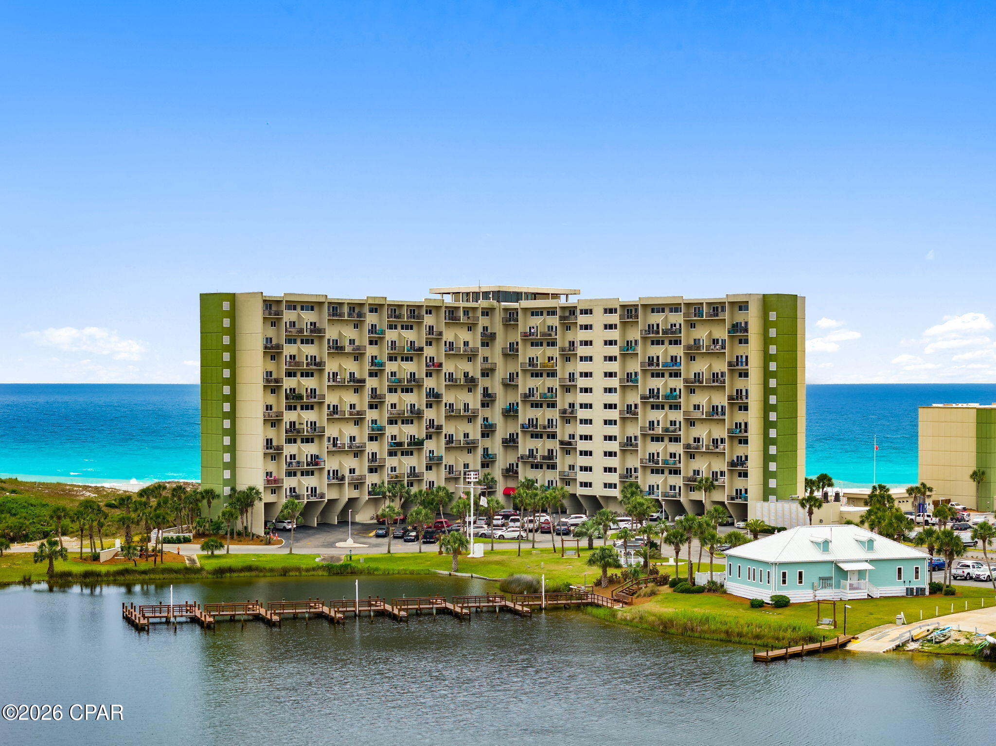 Pinnacle Port