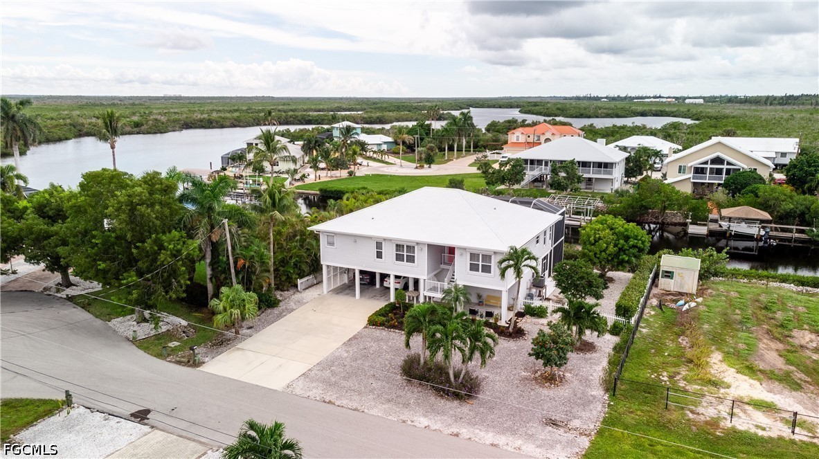 Charlotte Shores