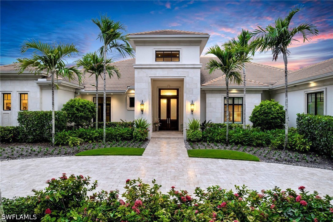 Bay Colony Shores