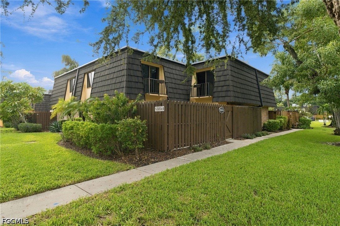 Parkwoods Townhouse Community