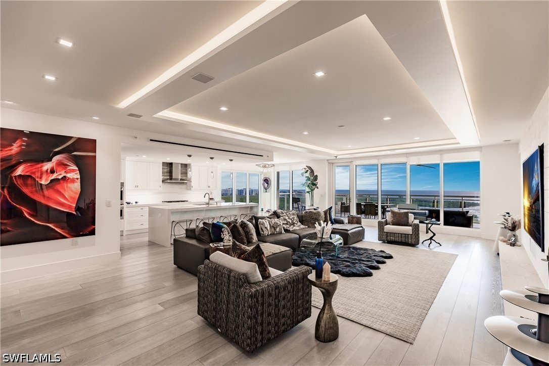 Kalea Bay Tower in Naples