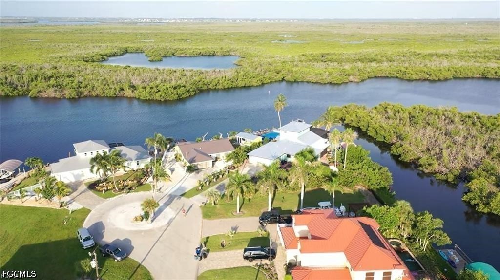 Charlotte Shores in Bokeelia