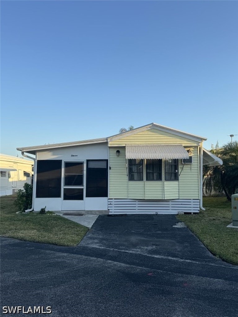 11 Zircon DR