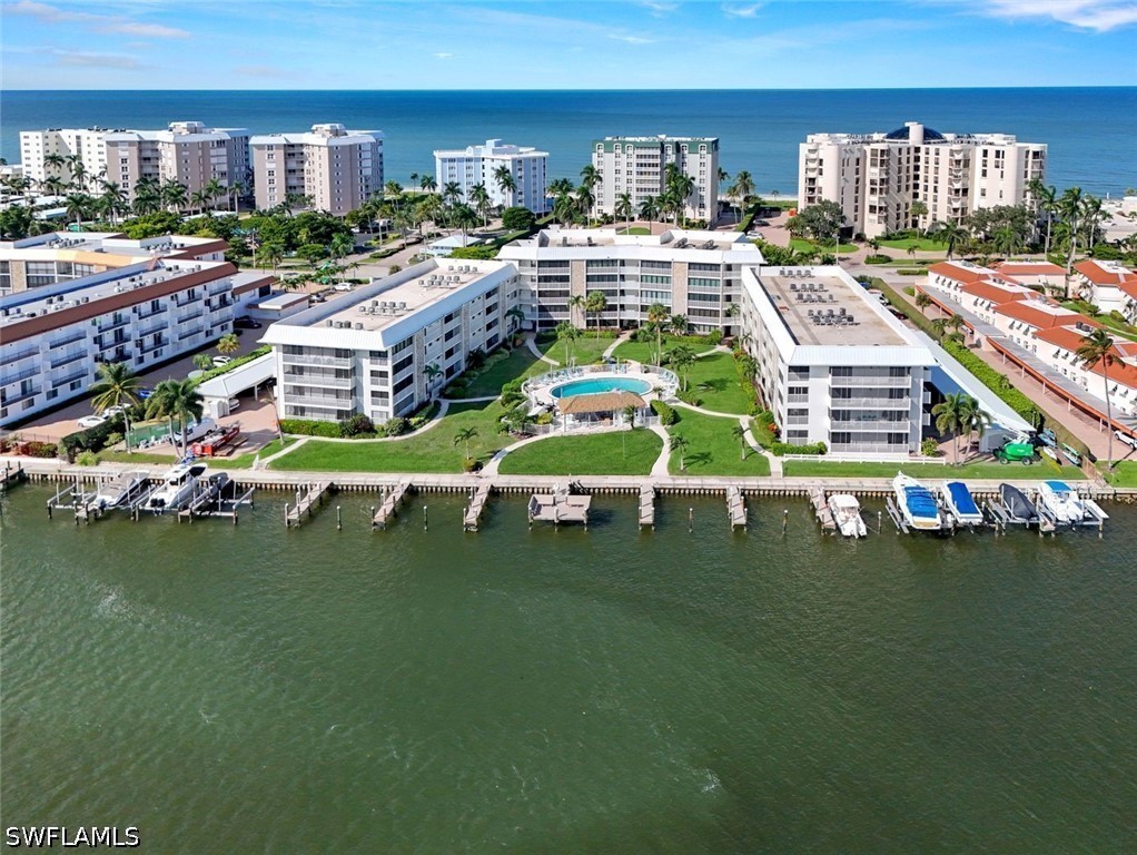 3000 Gulf Shore BLVD N 307