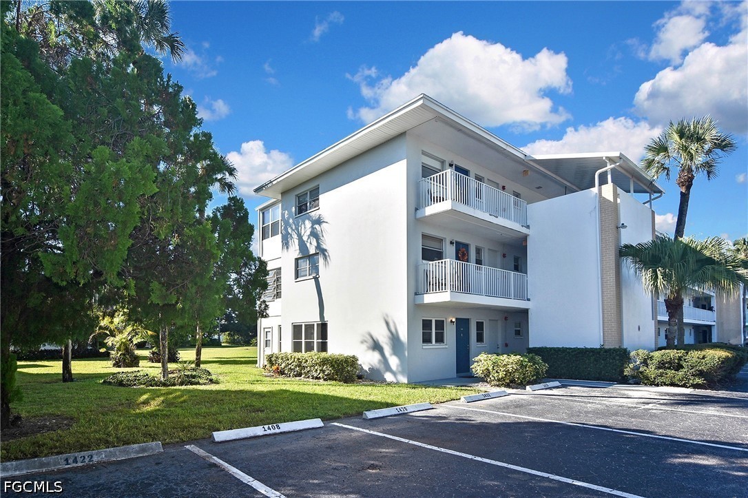 Tropic Terrace