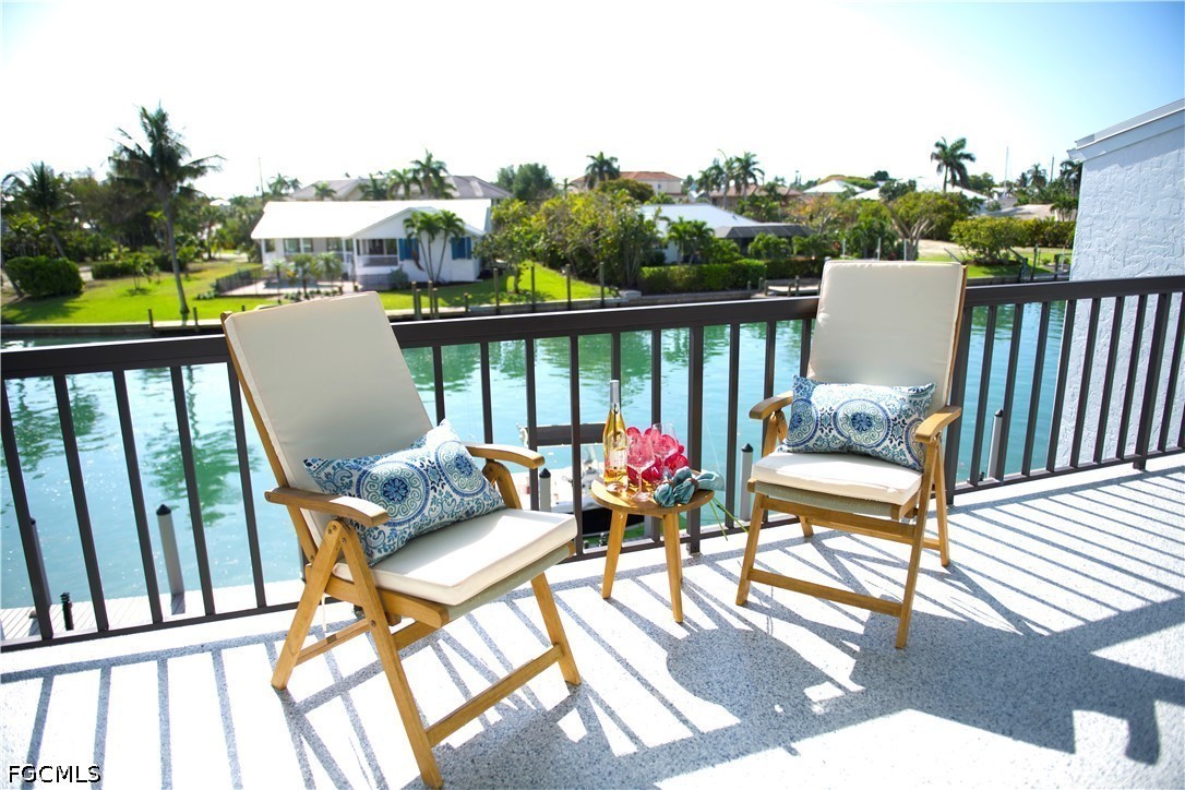 1250 Tennisplace CT B32, home for sale in Sanibel