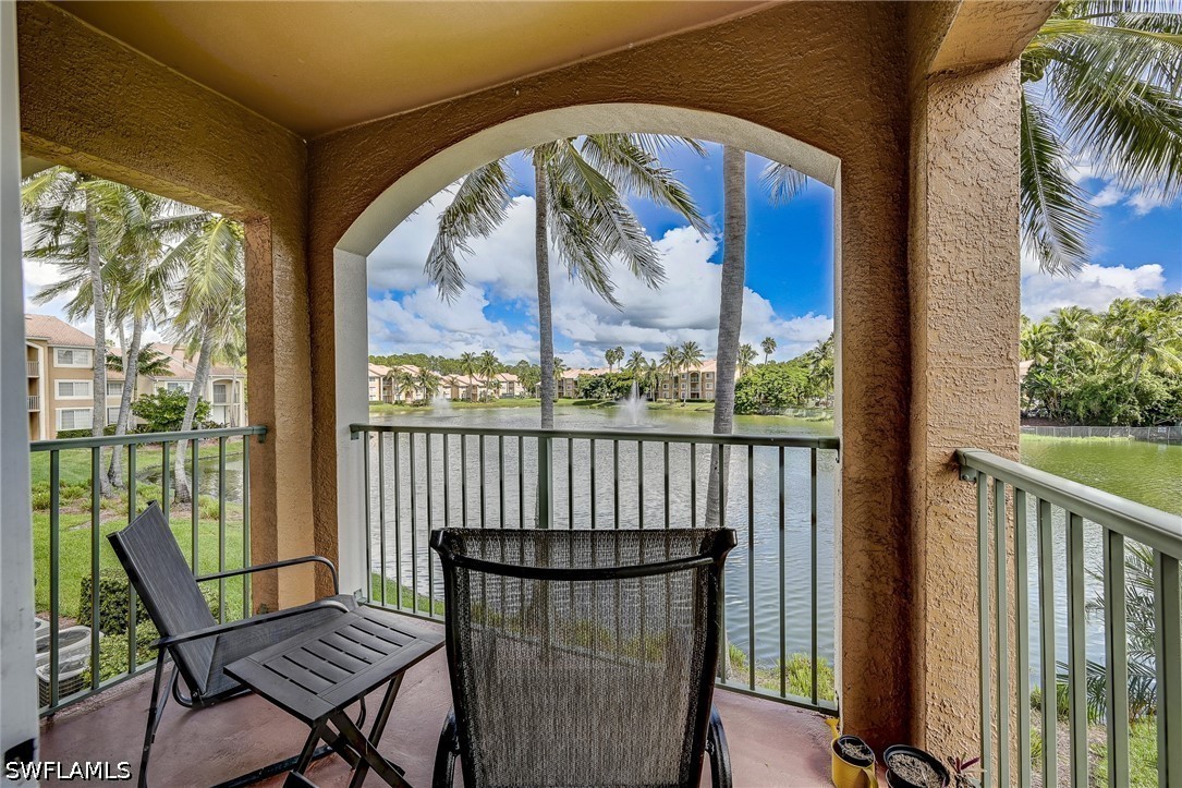 The Enclave At Naples