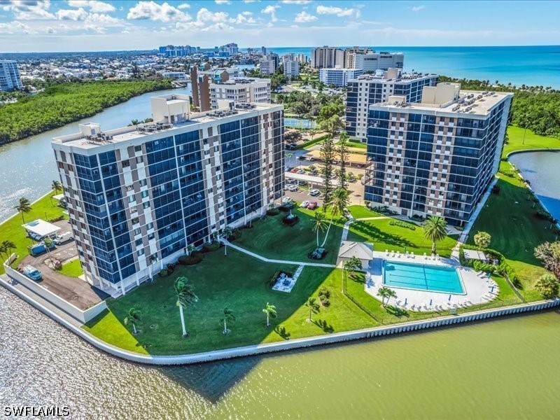 Vanderbilt Surf Colony