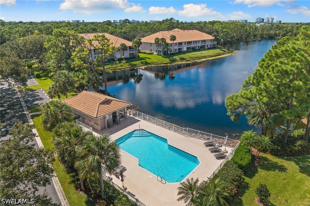 Manors Of Regal Lake