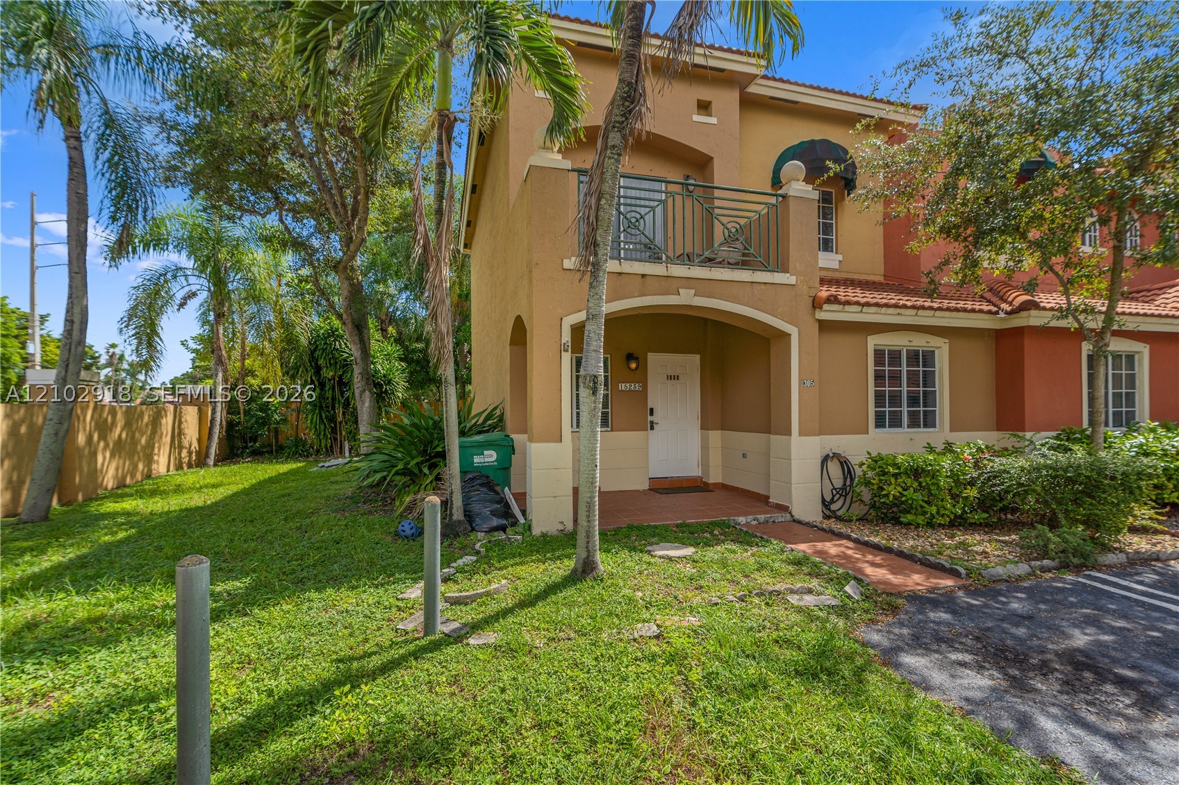 Vista Alegre Townhomes