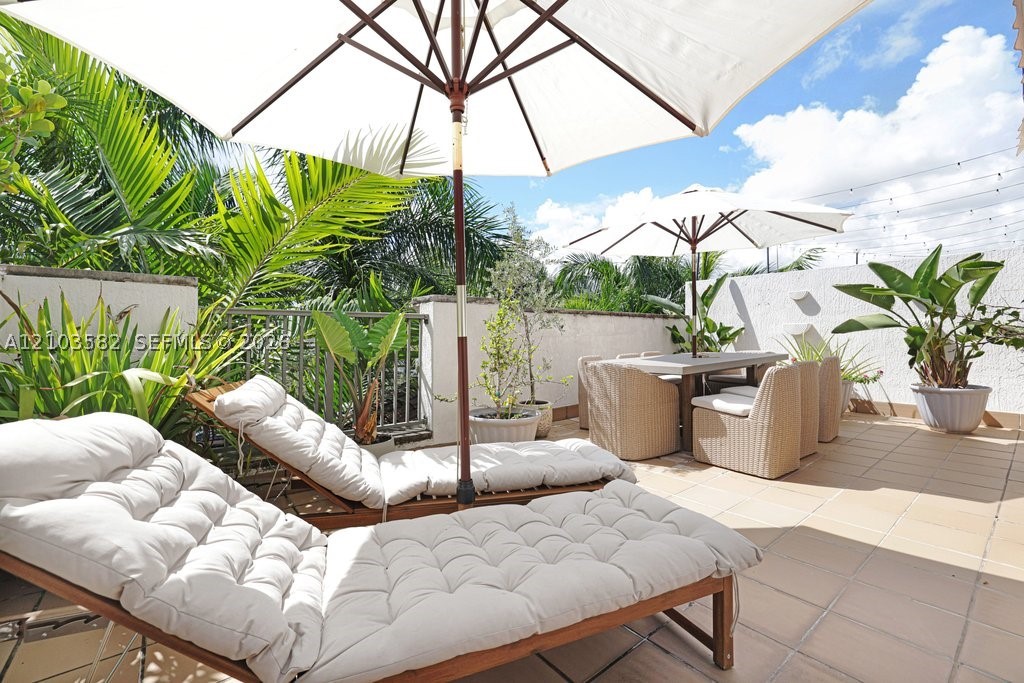 Downtown Doral Dutcher