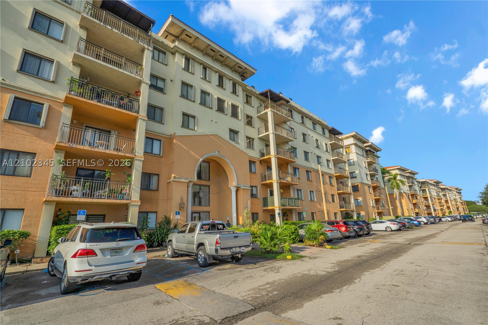 Keystone Courts Condo