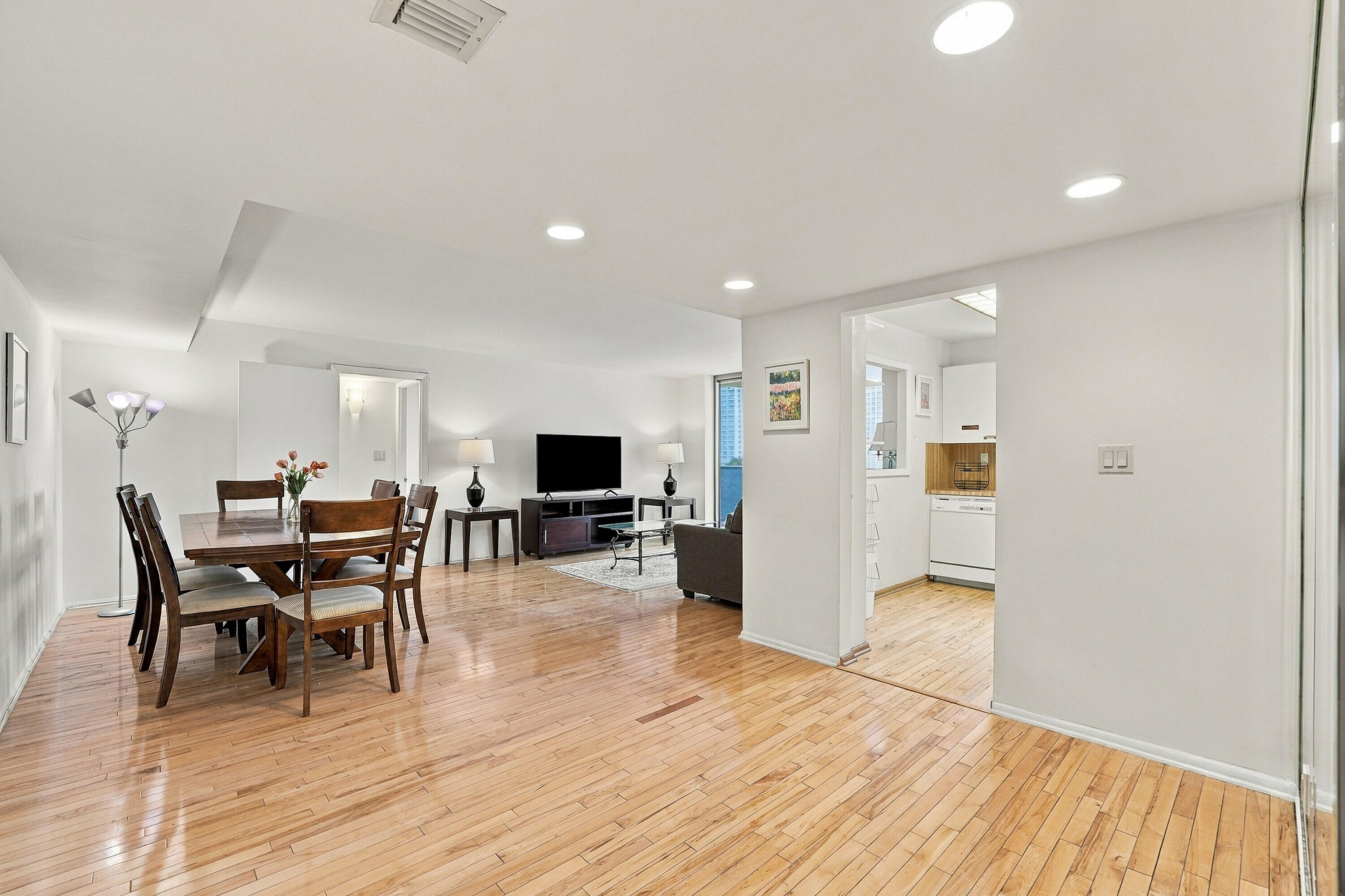 18181 NE 31ST Court 804