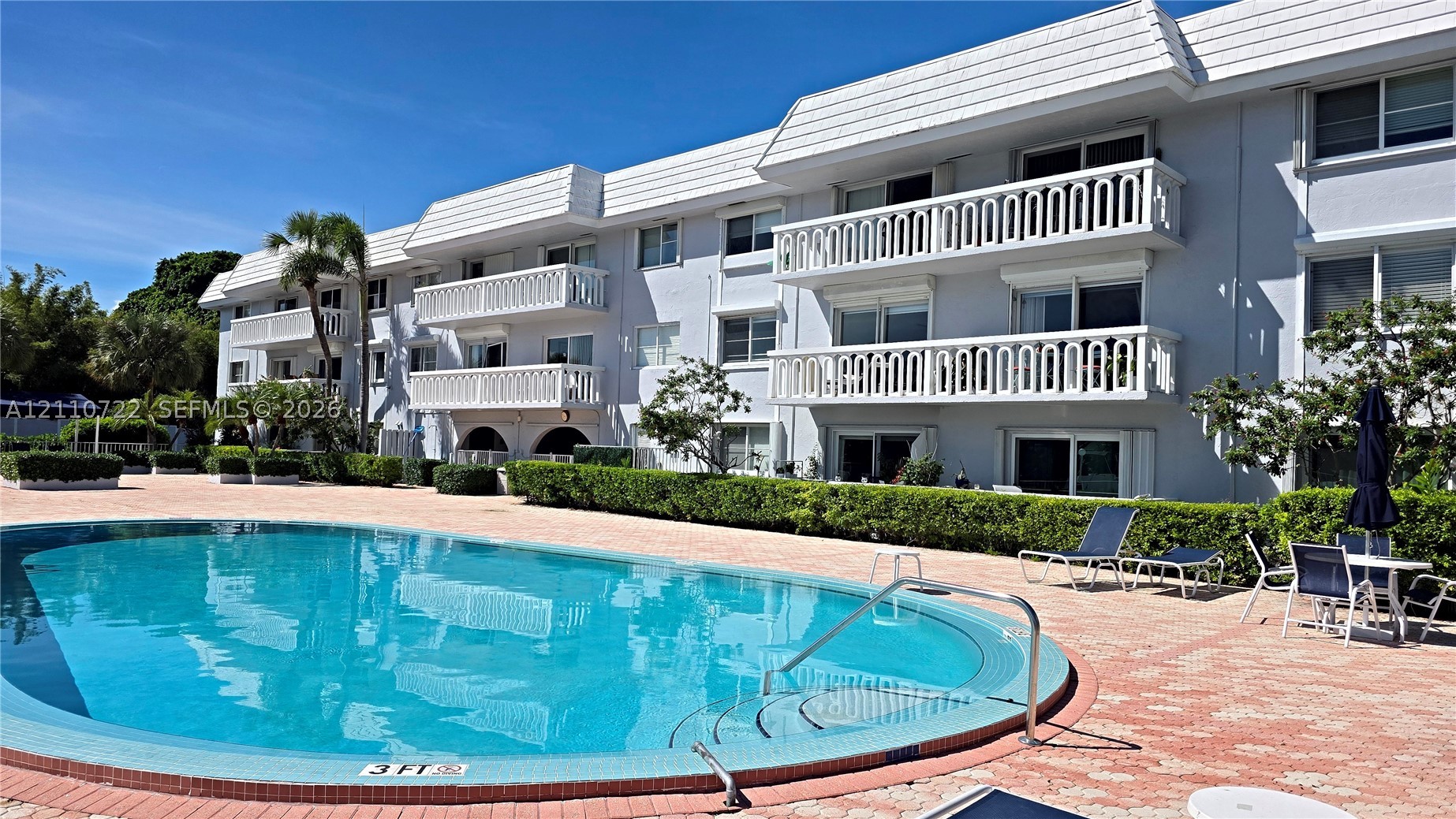 100 Edgewater Dr 115, home for sale in Coral Gables