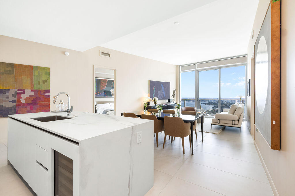 1400 BISCAYNE Boulevard 5103, home for sale in Miami