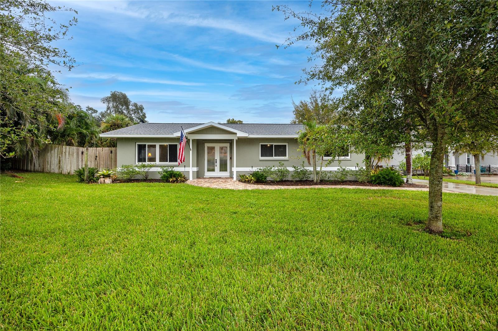 902 ROBIN AVENUE