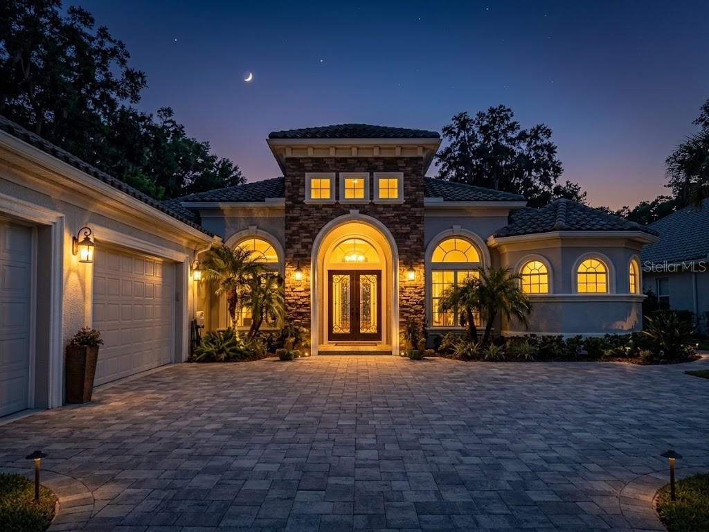14 LONGVIEW WAY