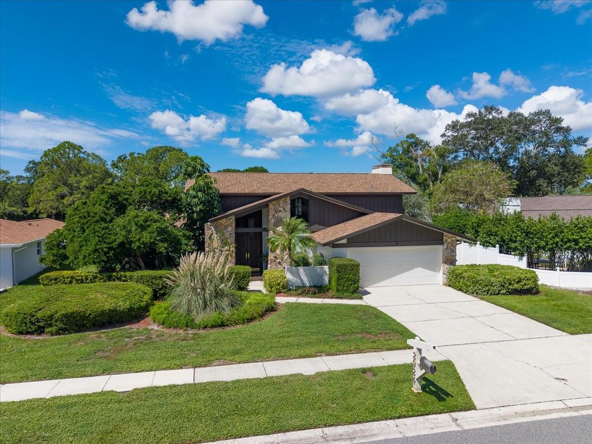2924 TORREY PINES COURT