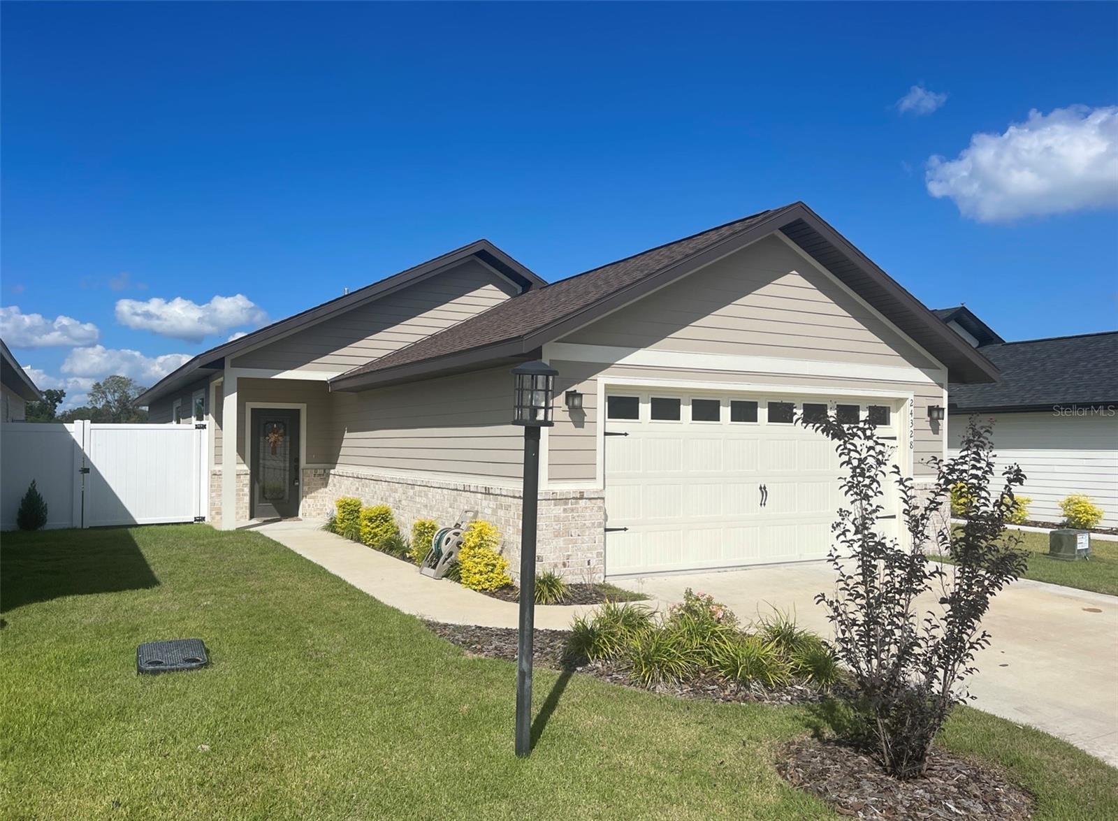 24328 SW 17TH LANE, NEWBERRY 32669 home for sale