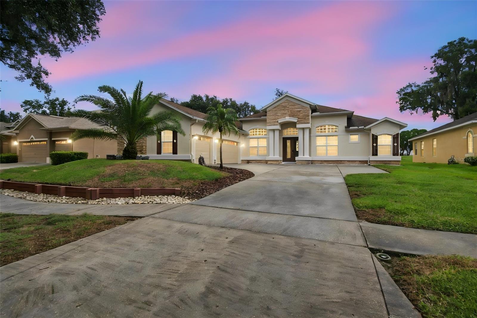 1519 BRILLIANT CUT WAY, home for sale in Valrico