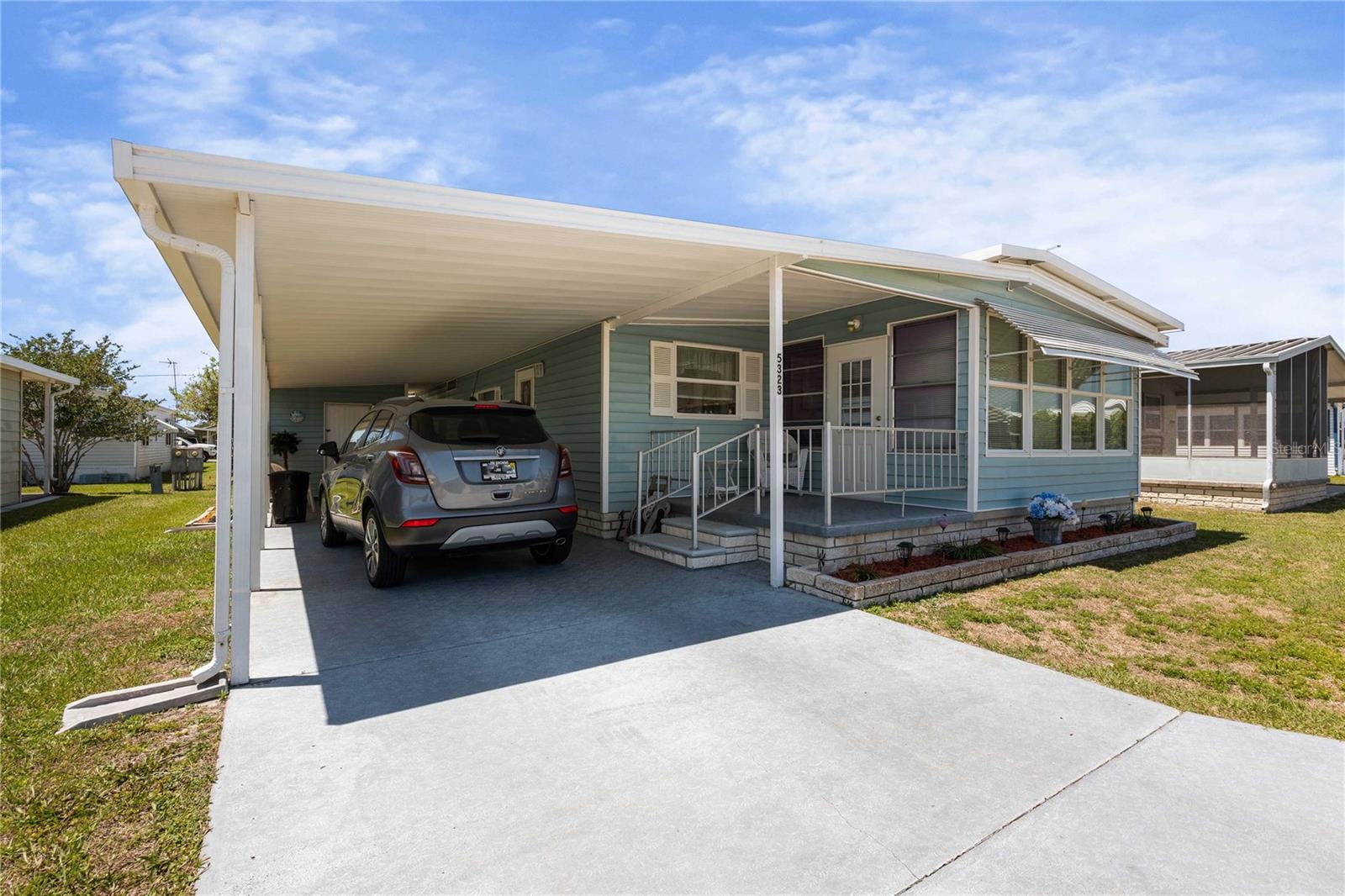 Oaks Royal Mobile Home