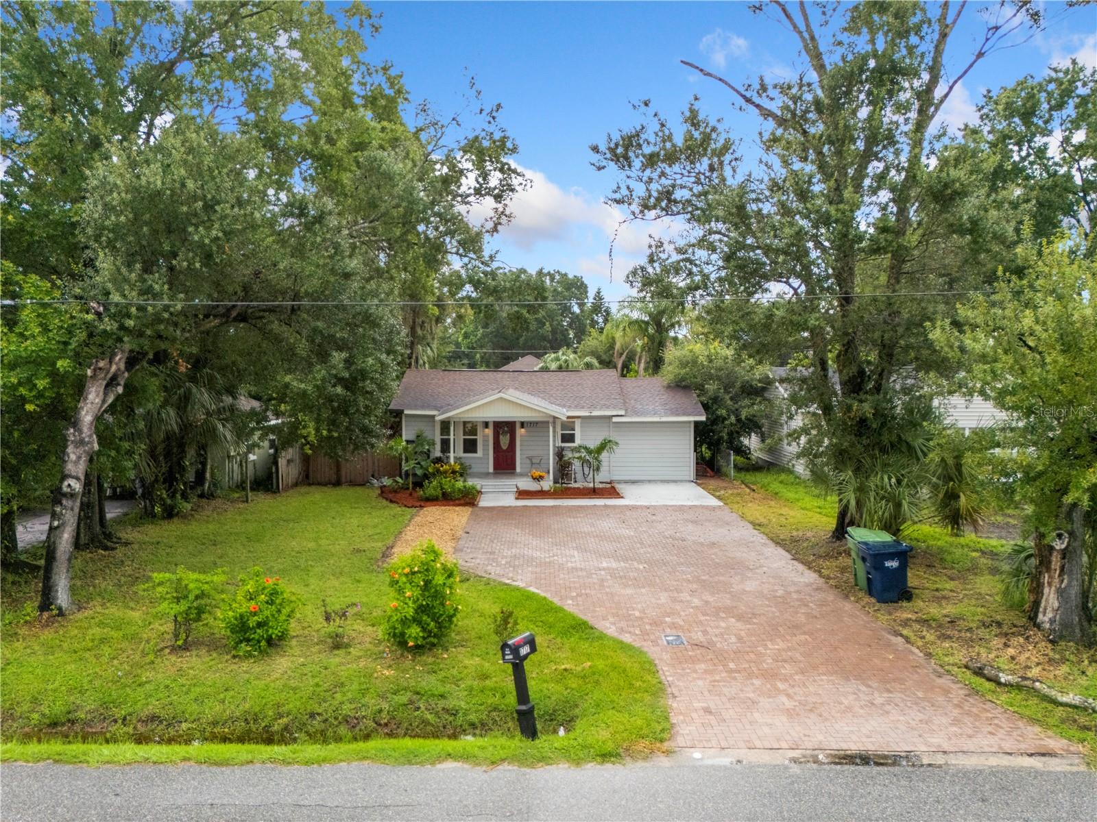 1717 W MOHAWK AVENUE home for sale in Hamners Marjory B Renmah