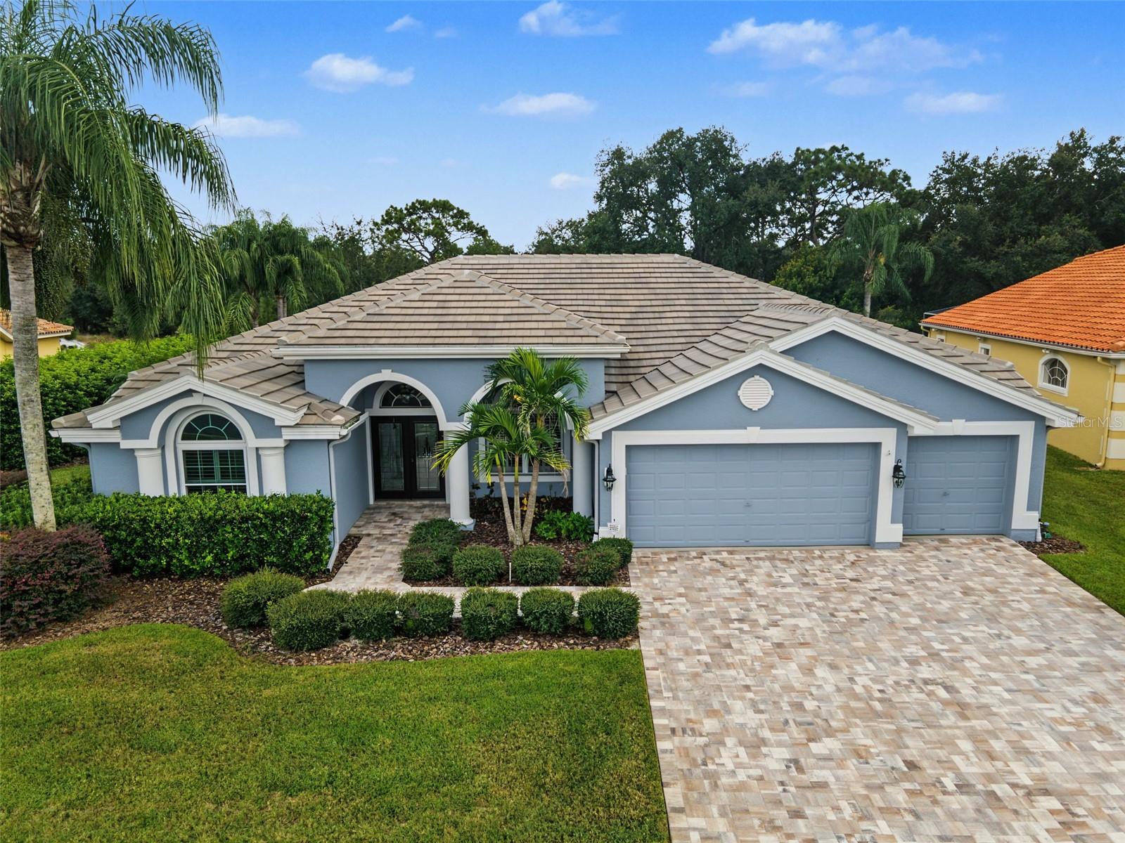 1028 HAGEN DRIVE