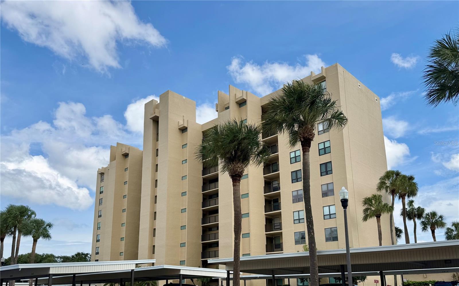 2620 COVE CAY DRIVE #307