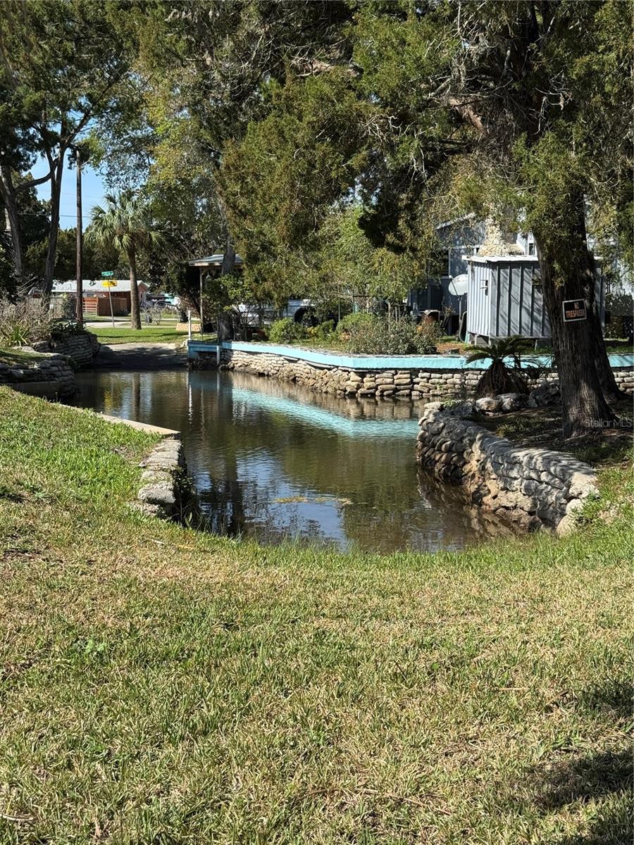 2221 S Waterman Drive, Crystal River, FL 34429