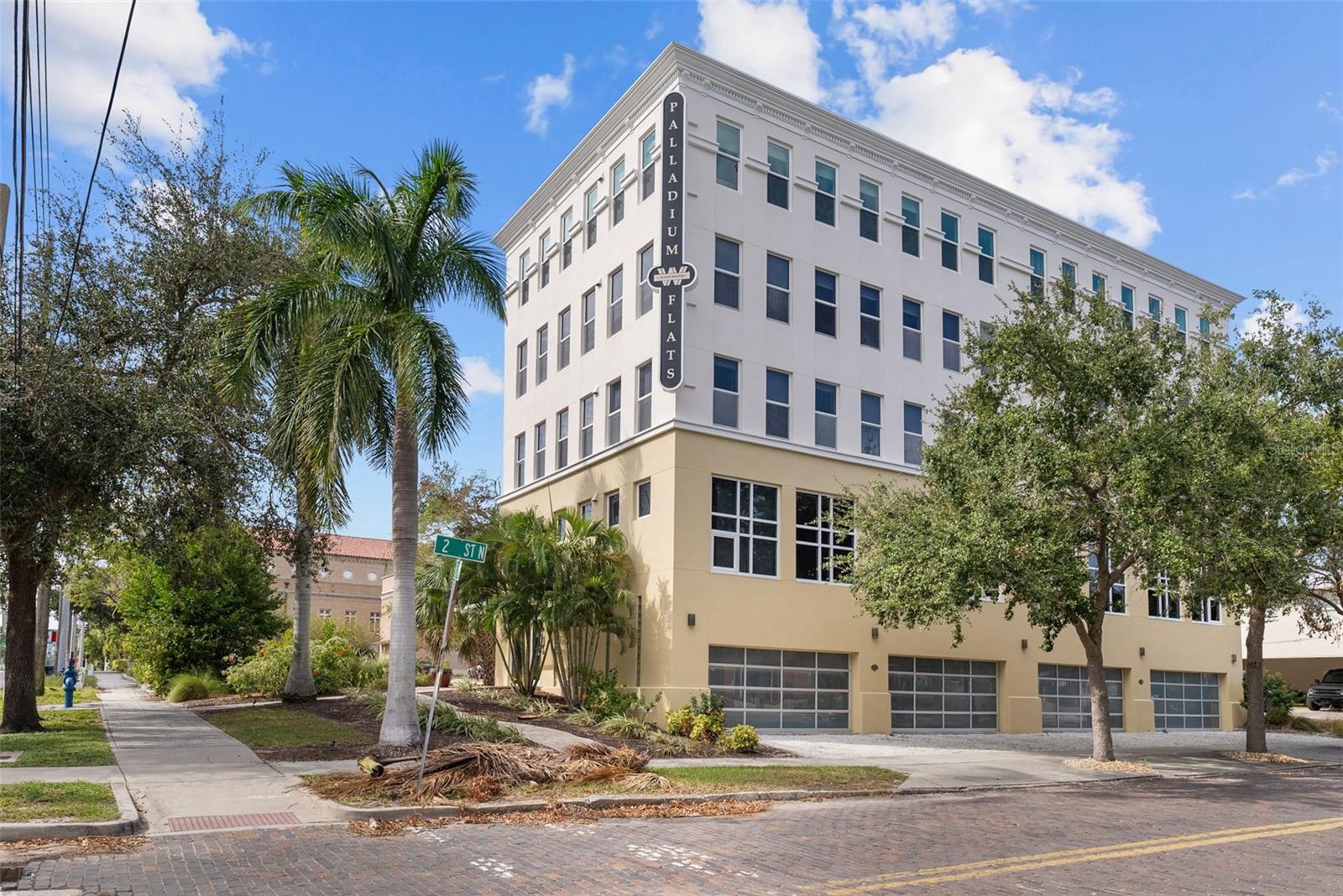 205 5TH AVENUE #201