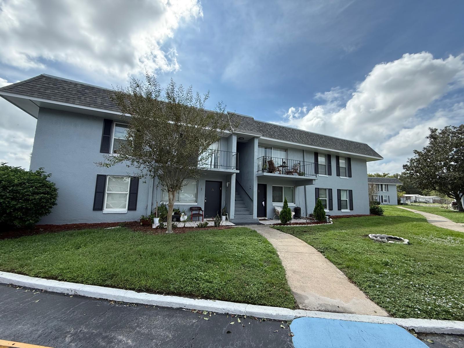 941 W OAK RIDGE ROAD #D