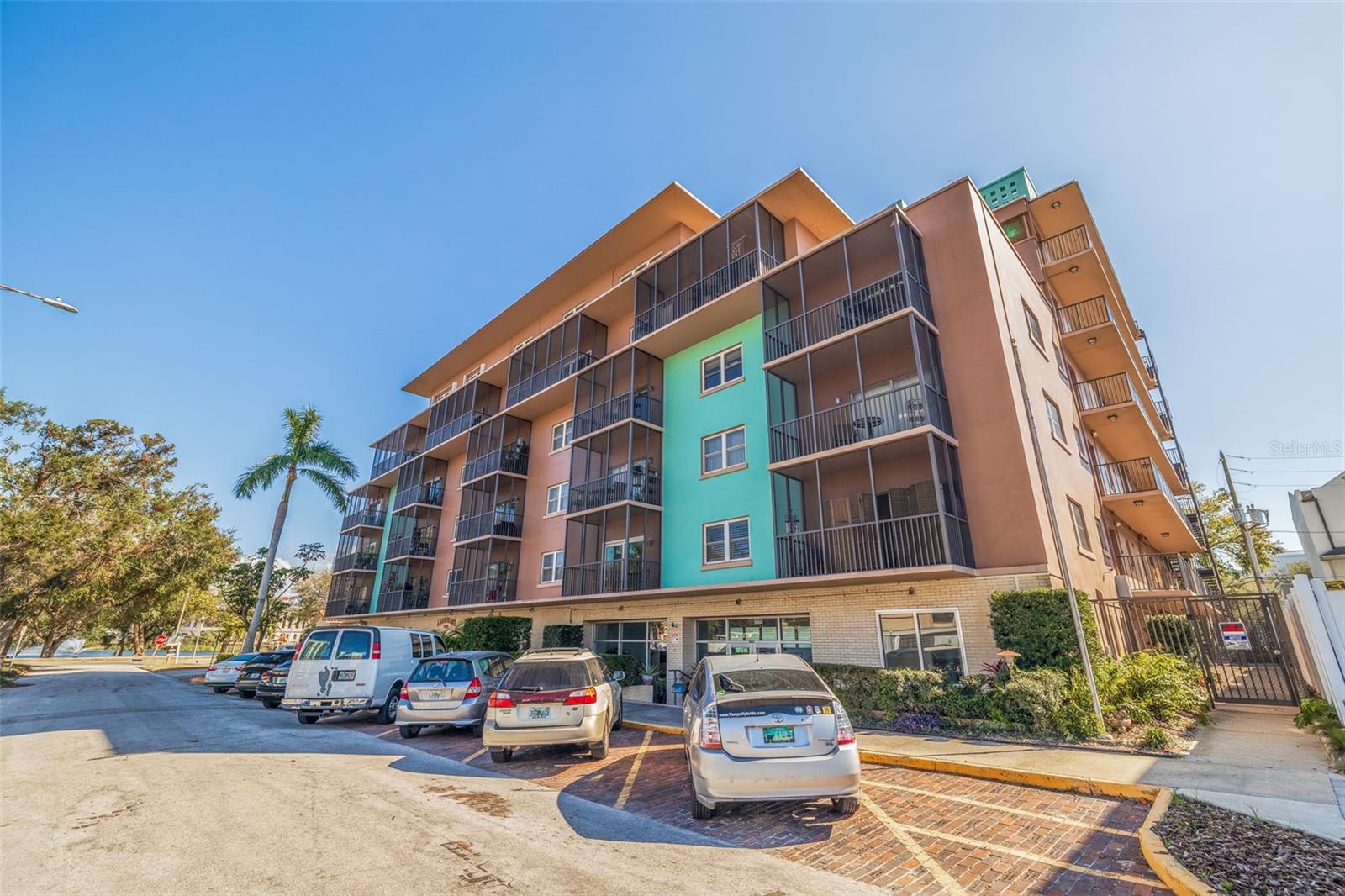 Lake Palms Apartments Co-Op