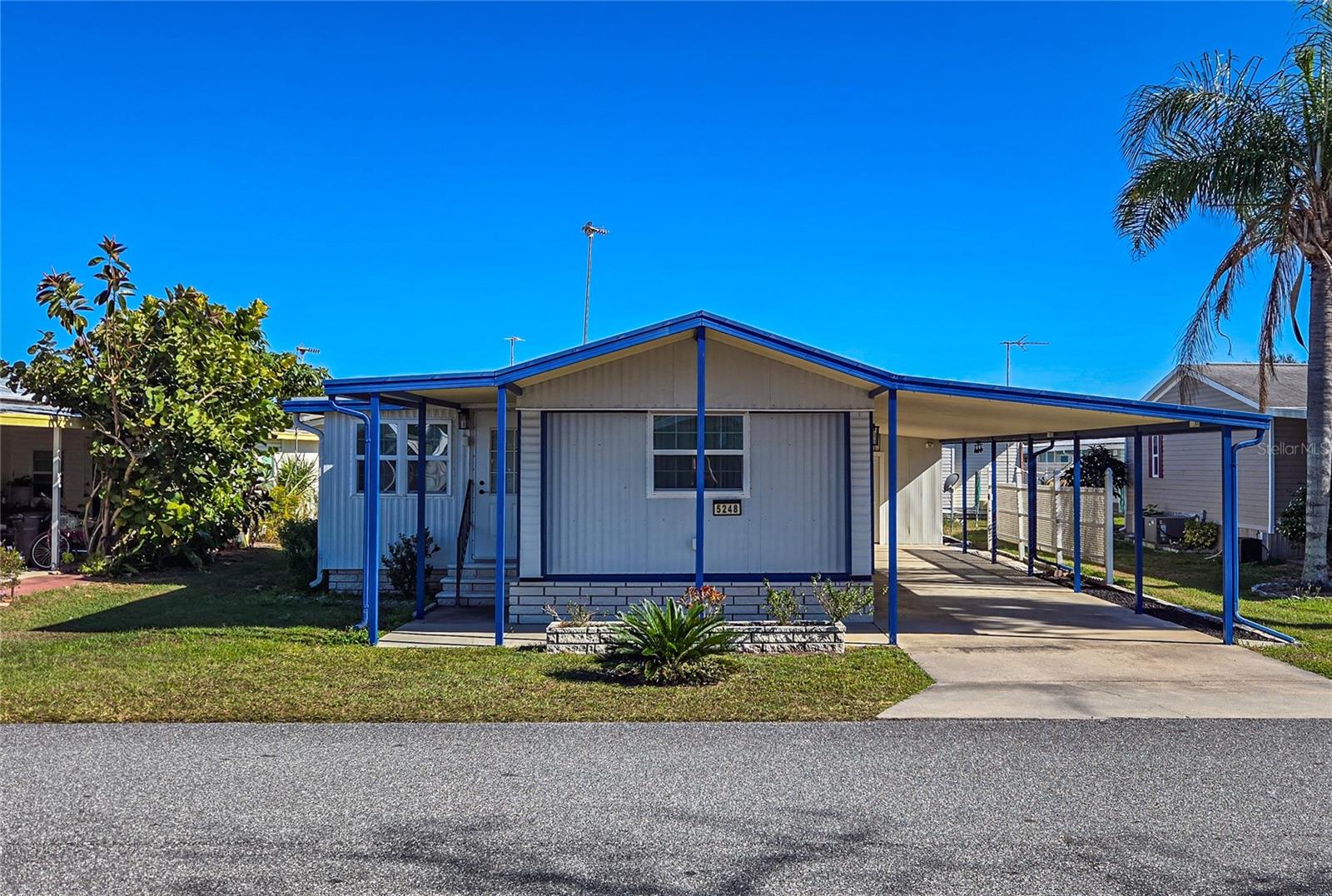 Oaks Royal Mobile Home