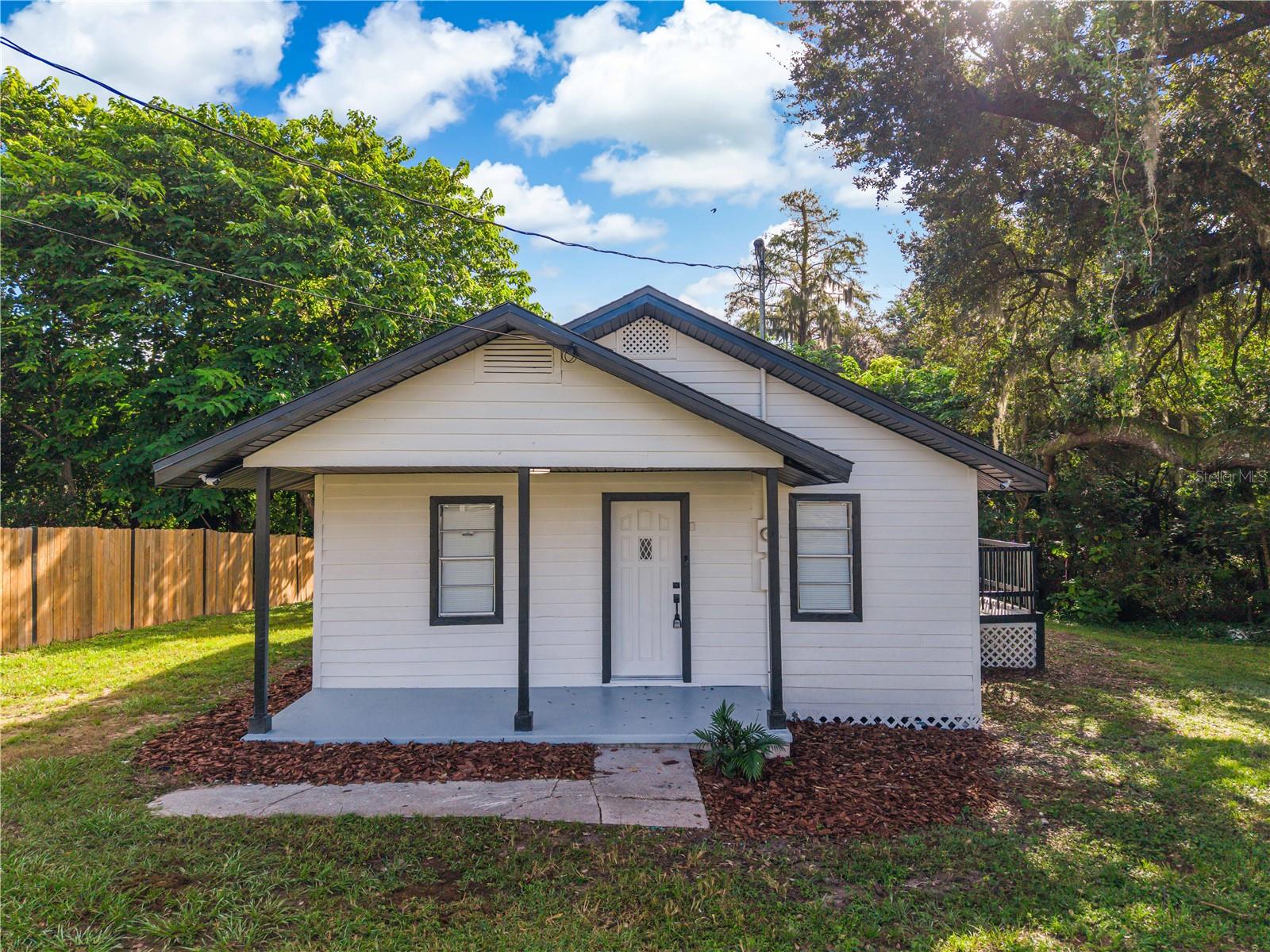 13 N VAN BUREN AVENUE