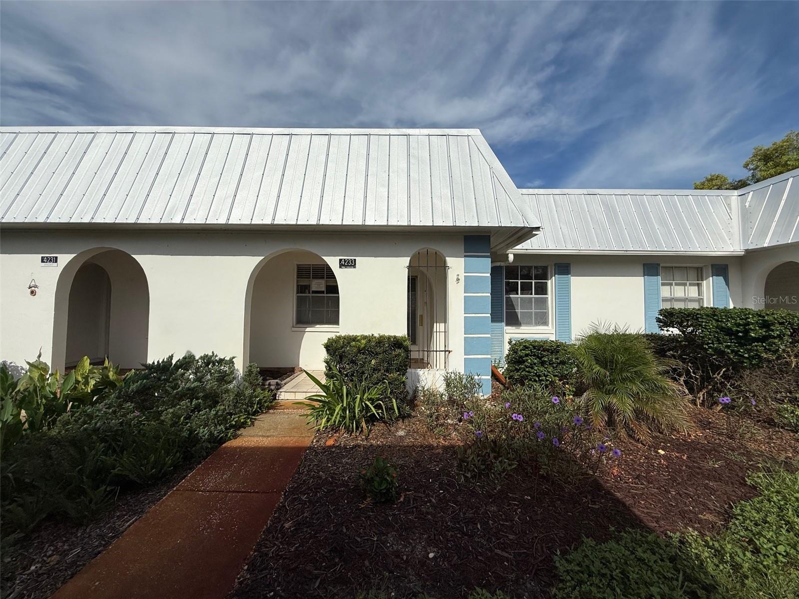 Gardens Of Beacon Square Condo