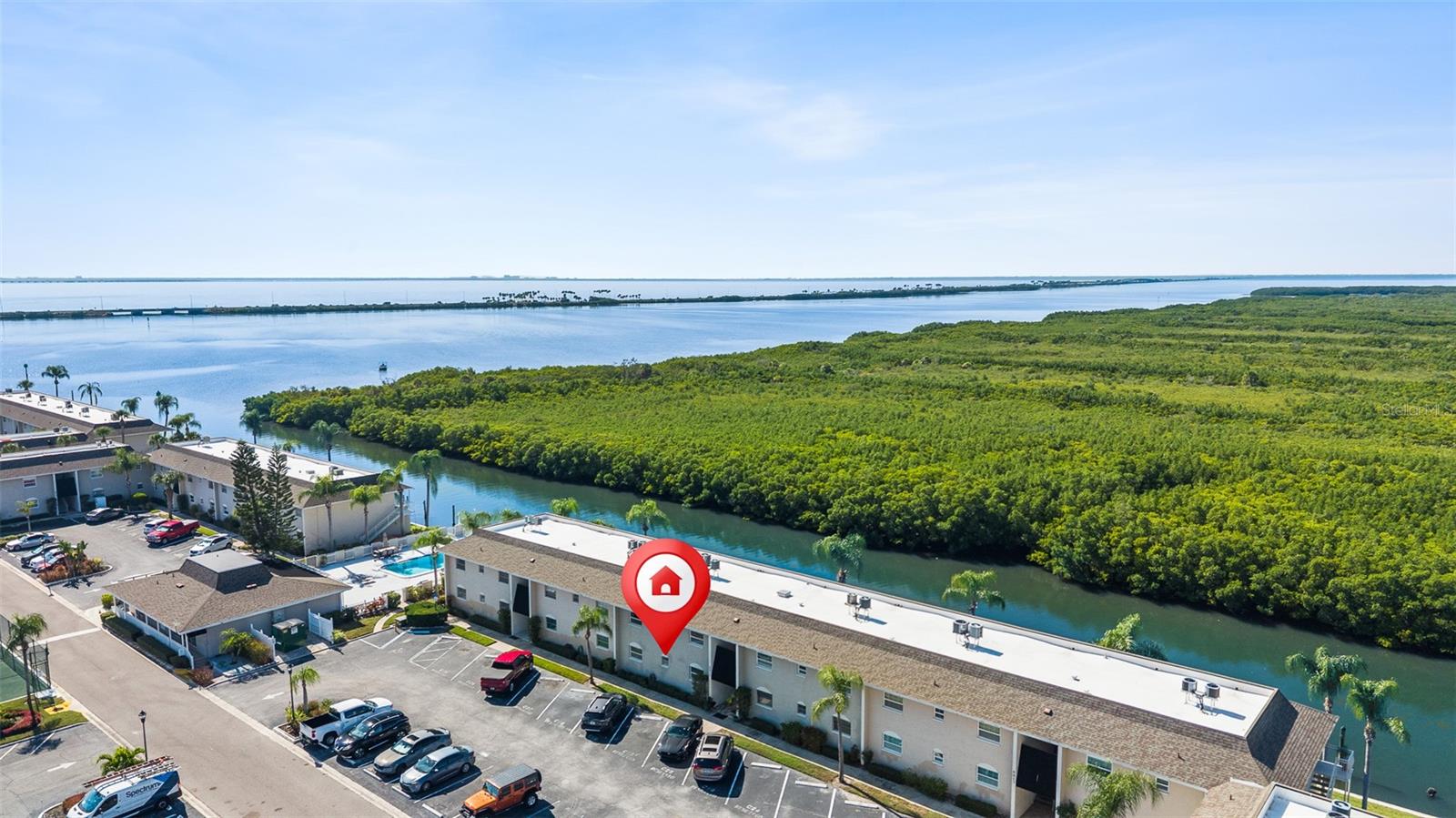 Bay Pointe Condo