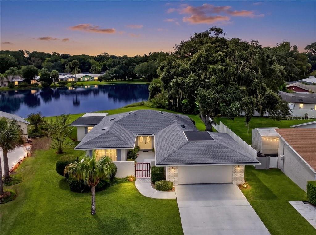 4 COOPER COURT