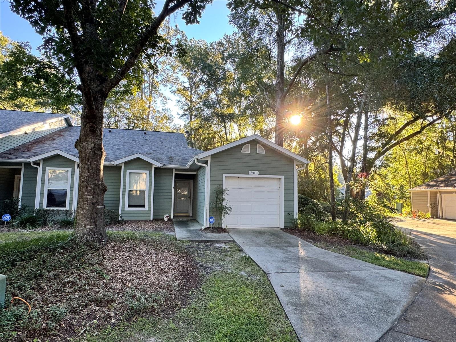 901 NW 124TH DRIVE, home for sale in Newberry