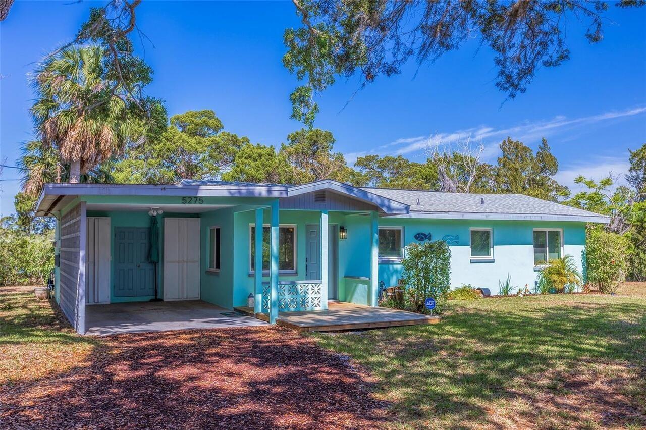 5275 MILLER BAYOU DRIVE home for sale in Marthas Vineyard