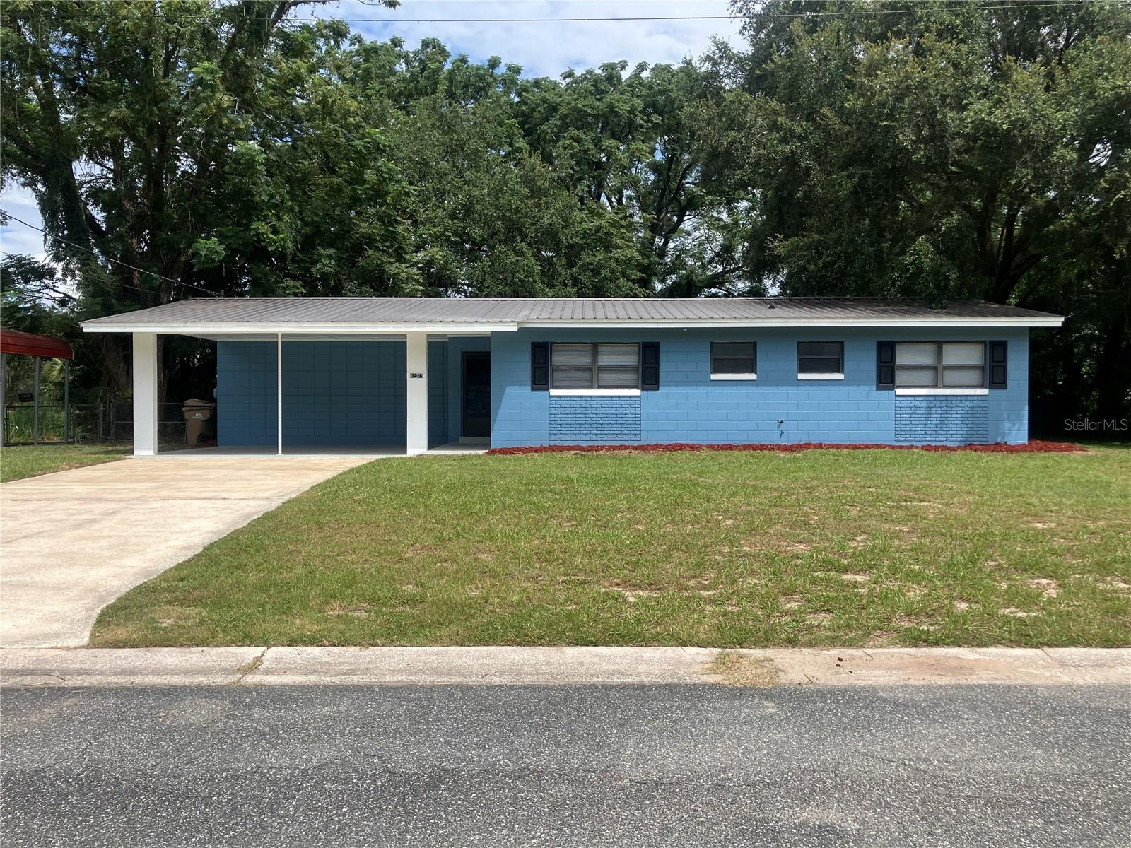 2013 LIVE OAK DRIVE, home for sale in Fruitland Park