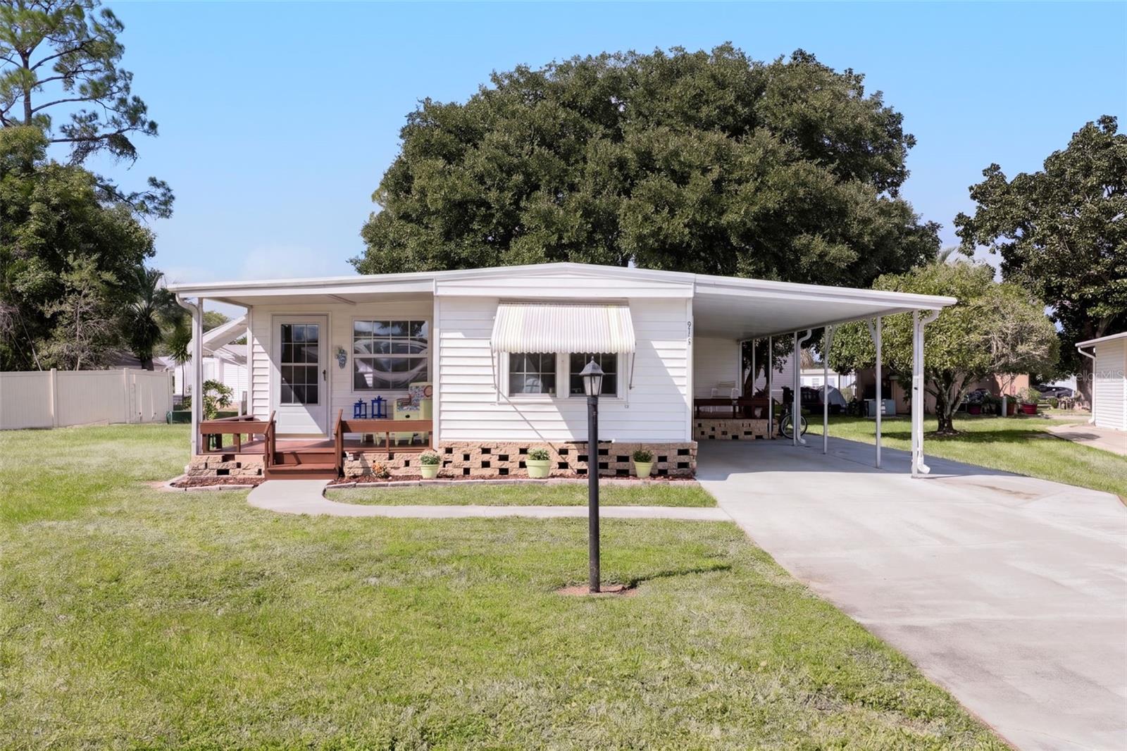 914 BLUE HERON BOULEVARD, home for sale in Osteen