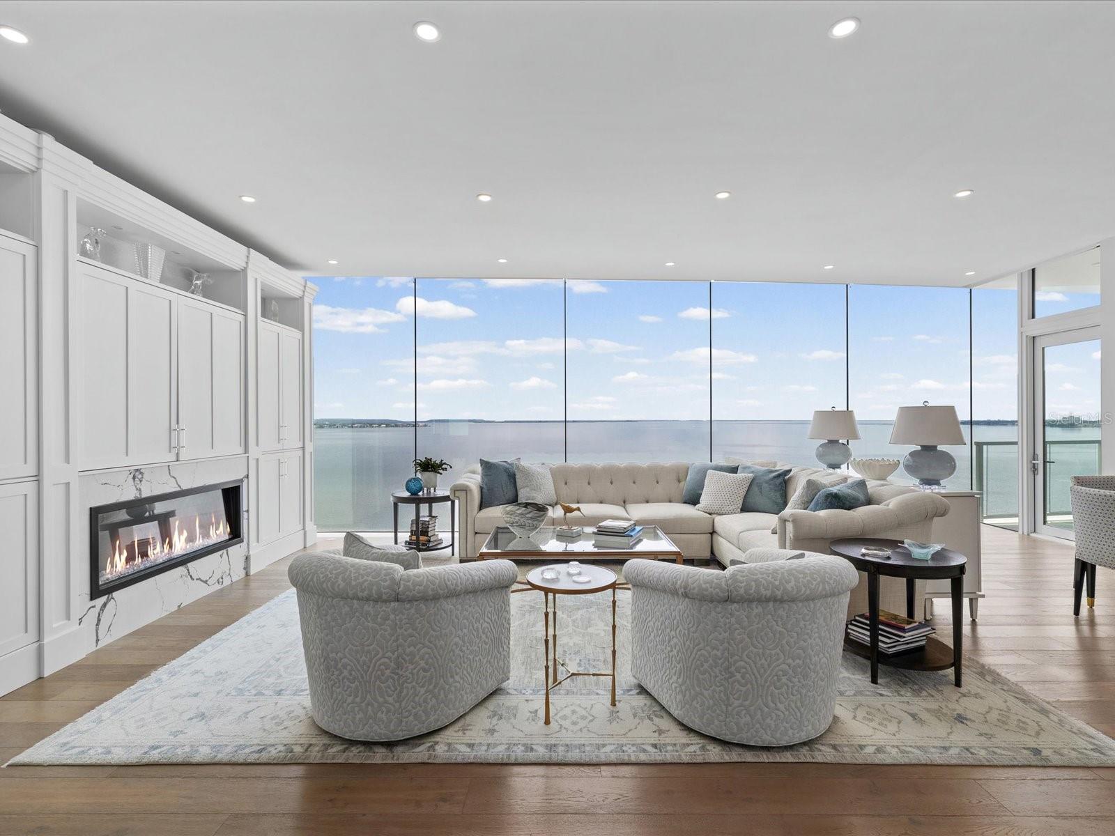 2619 BAYSHORE BOULEVARD #900