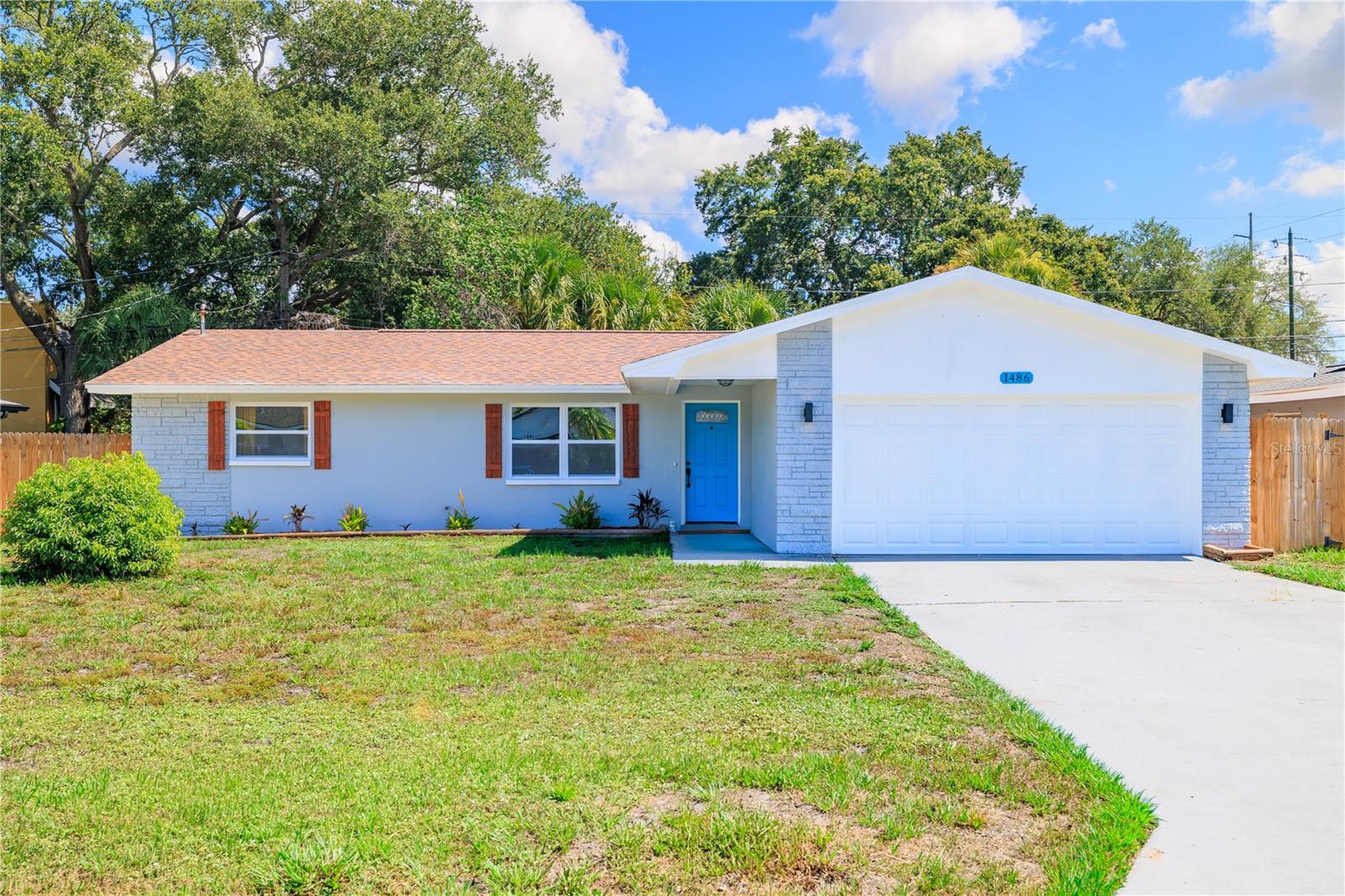 1486 CAROLYN LANE