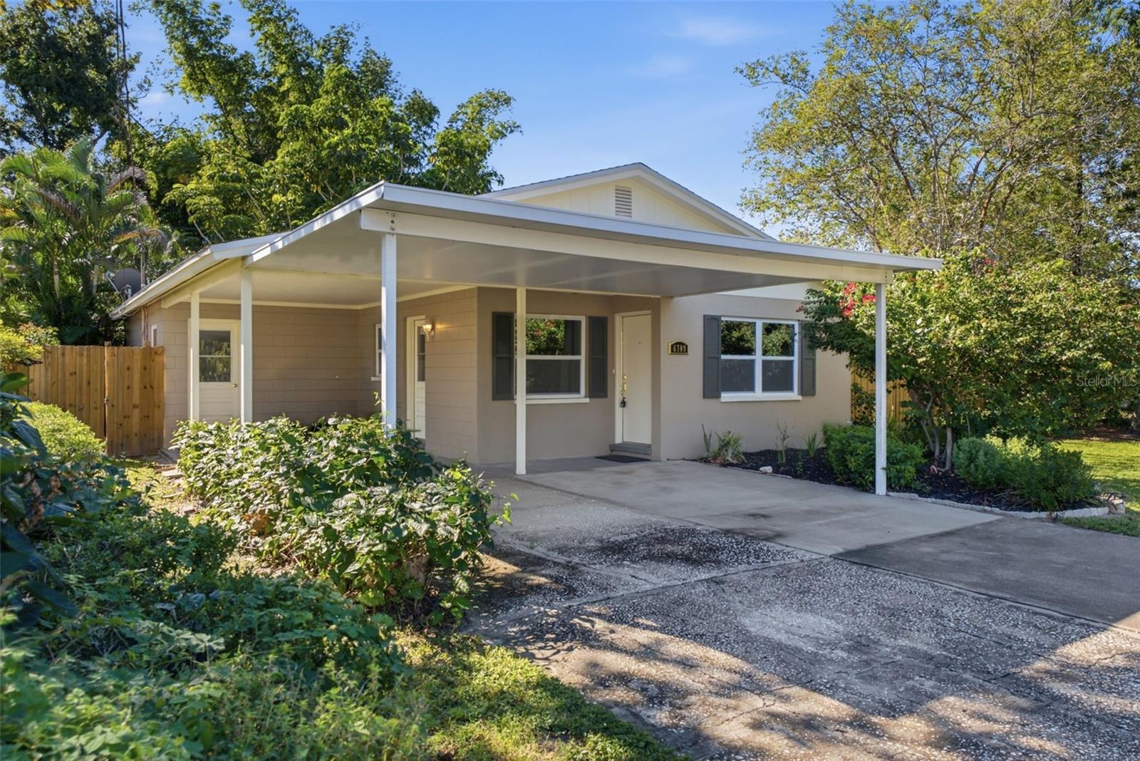 6709 S DAUPHIN AVENUE, home for sale in Tampa
