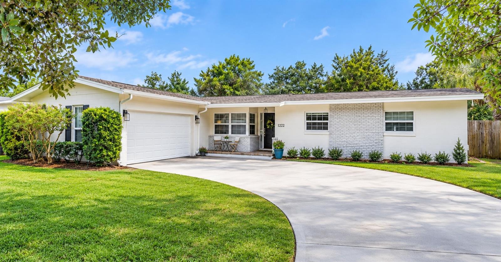 2322 WOODCREST DRIVE