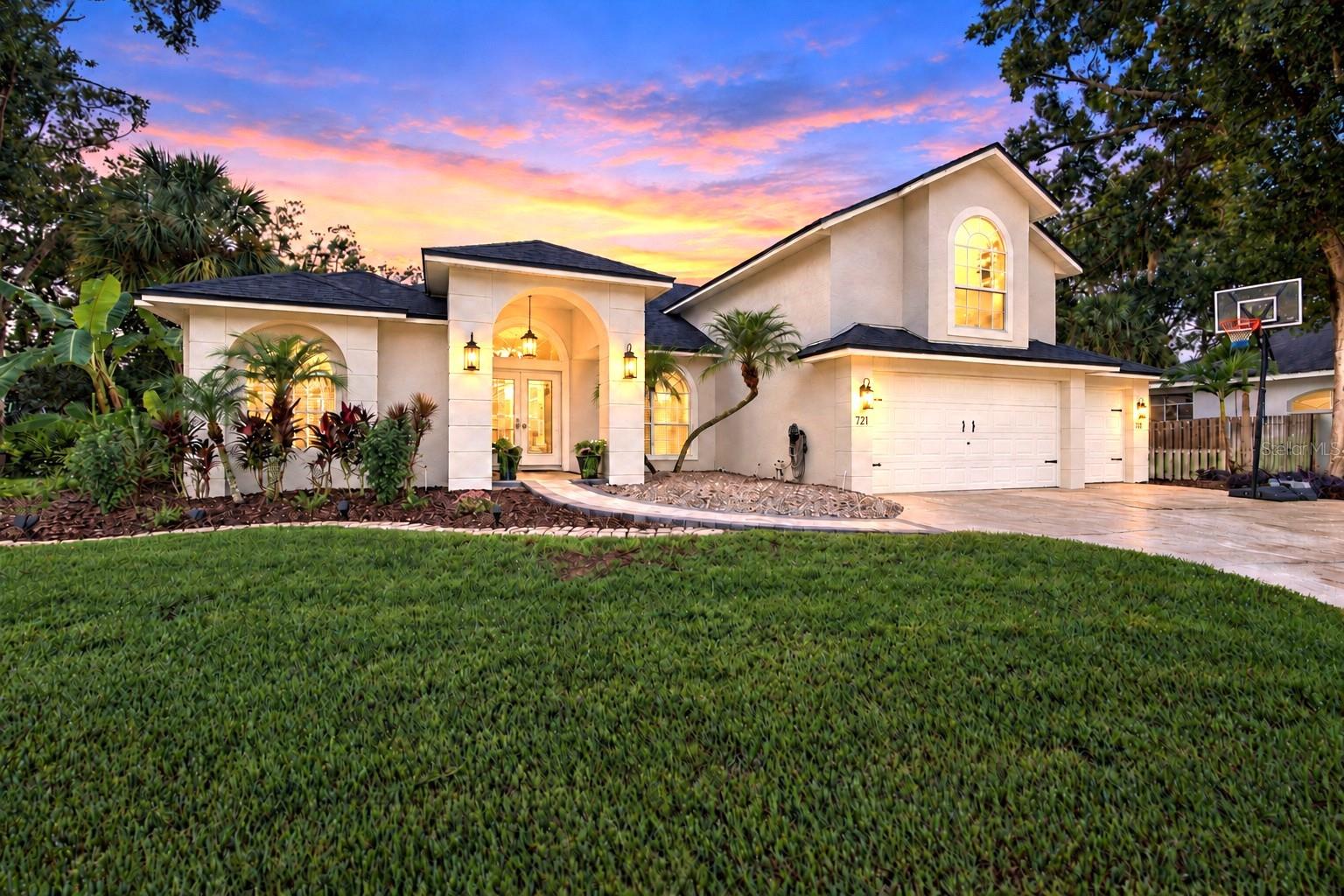 721 FAYETTE PLACE