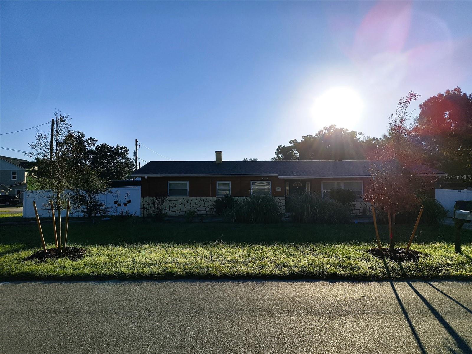  home for sale in Strathmore