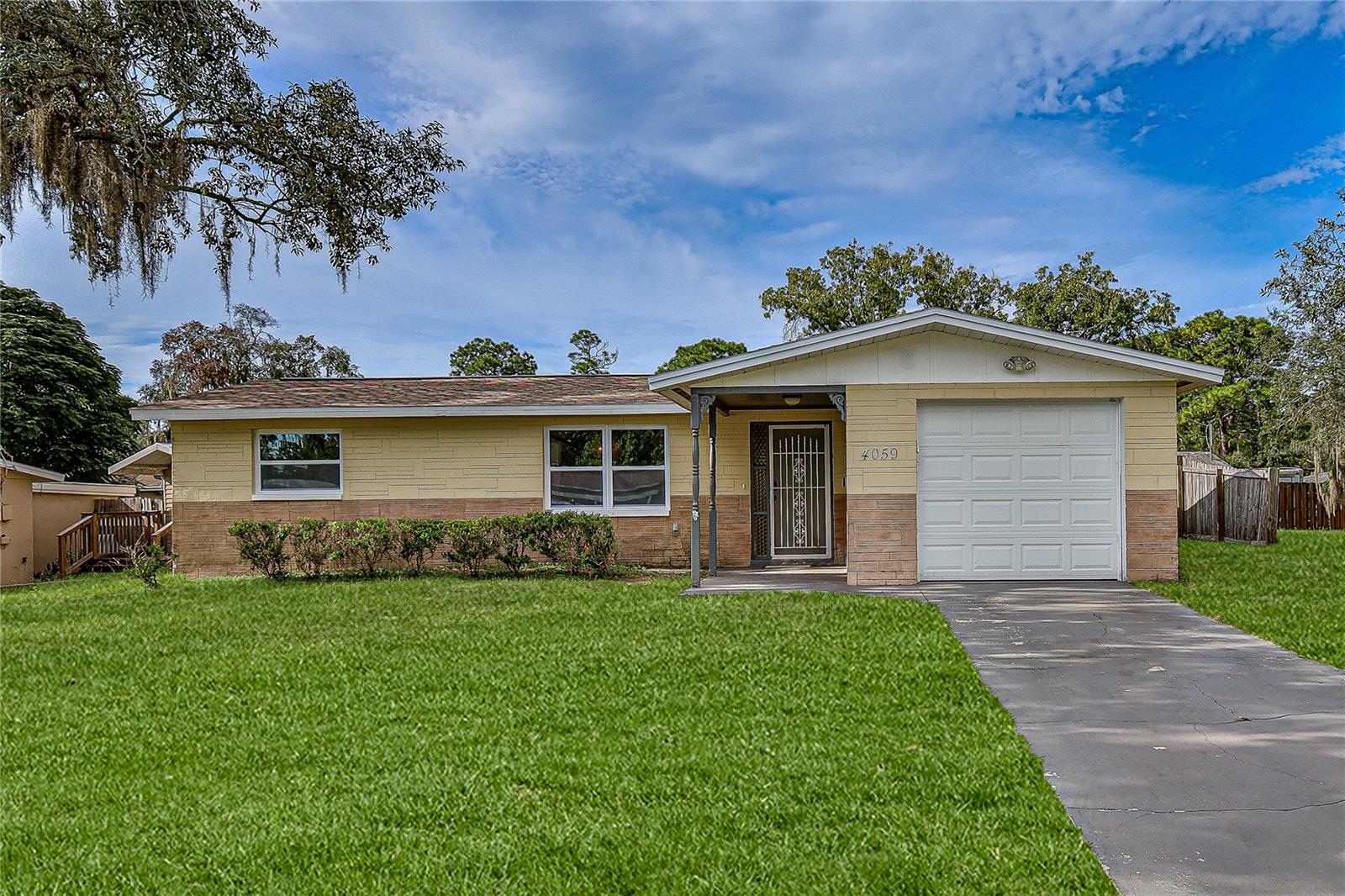 4059 SUGARFOOT DRIVE home for sale in Weeki Wachee Woodlands